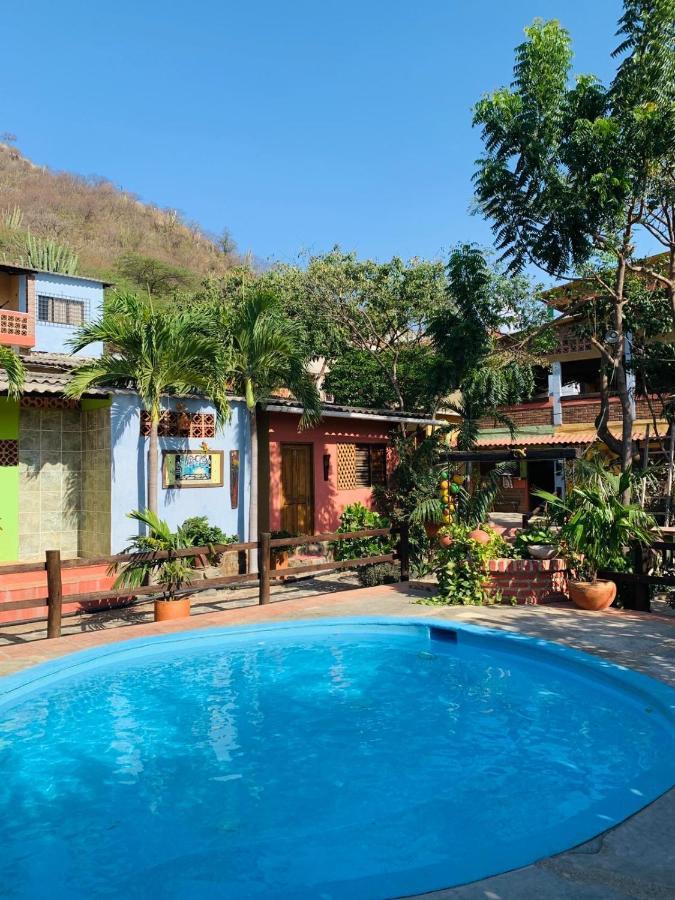 Hostal La Casa De Felipe Таганга Екстериор снимка