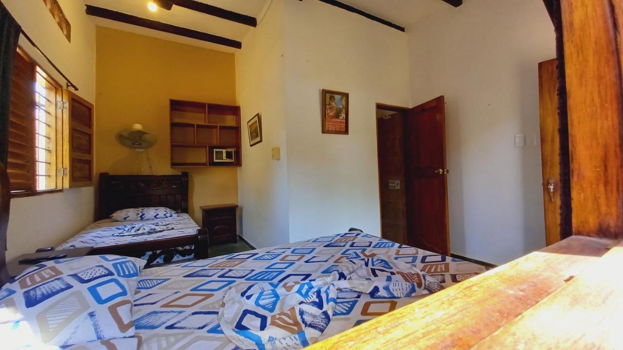 Hostal La Casa De Felipe Таганга Екстериор снимка