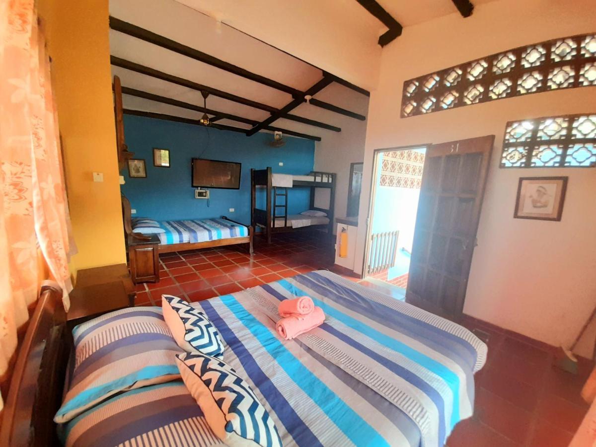 Hostal La Casa De Felipe Таганга Екстериор снимка