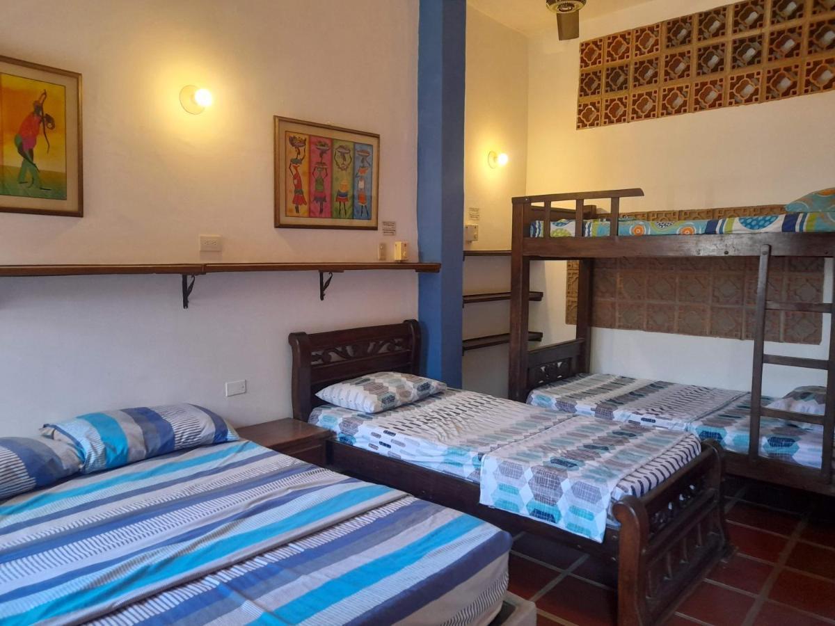 Hostal La Casa De Felipe Таганга Екстериор снимка