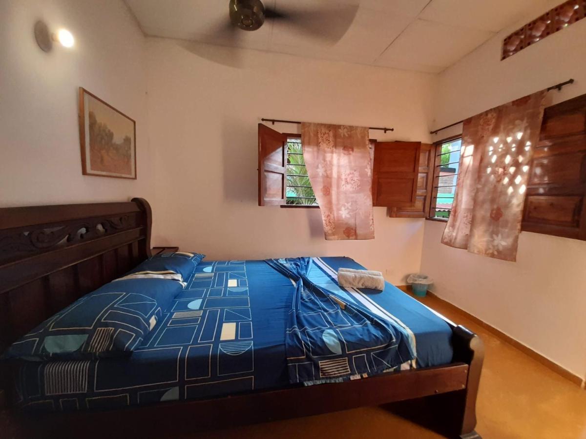 Hostal La Casa De Felipe Таганга Екстериор снимка