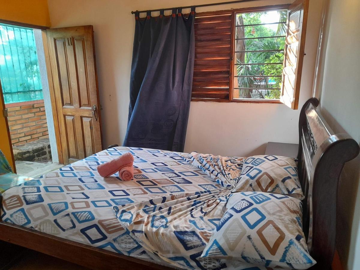 Hostal La Casa De Felipe Таганга Екстериор снимка