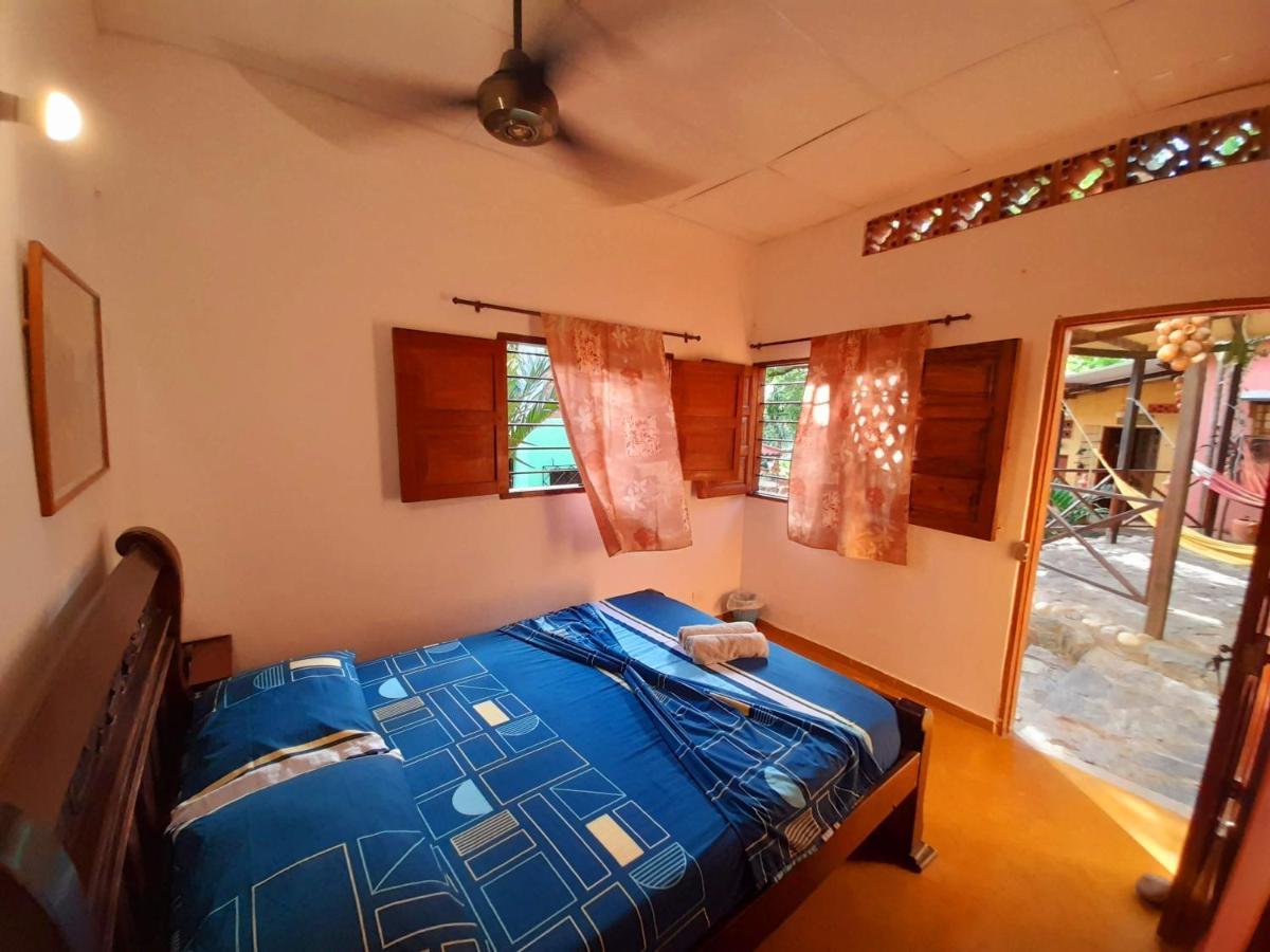 Hostal La Casa De Felipe Таганга Екстериор снимка