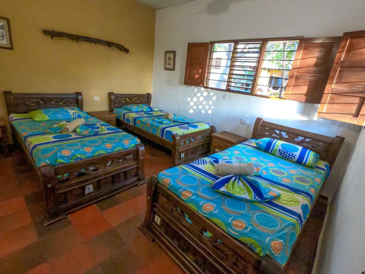 Hostal La Casa De Felipe Таганга Екстериор снимка